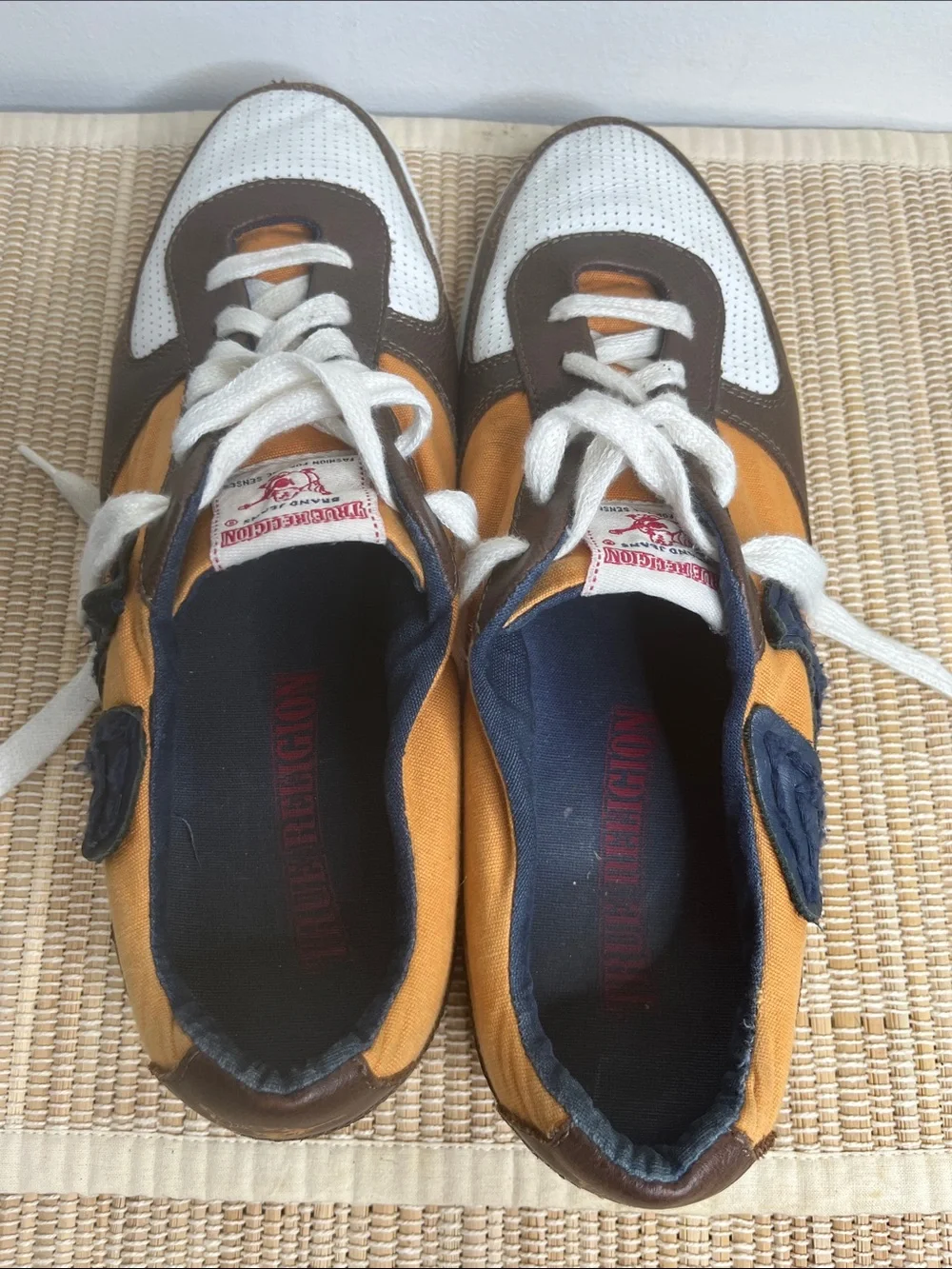 True Religion Sneakers Ace Low Canvas Lace Up Size 10.5